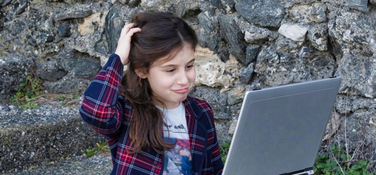 Як навчити дітей шукати онлайн